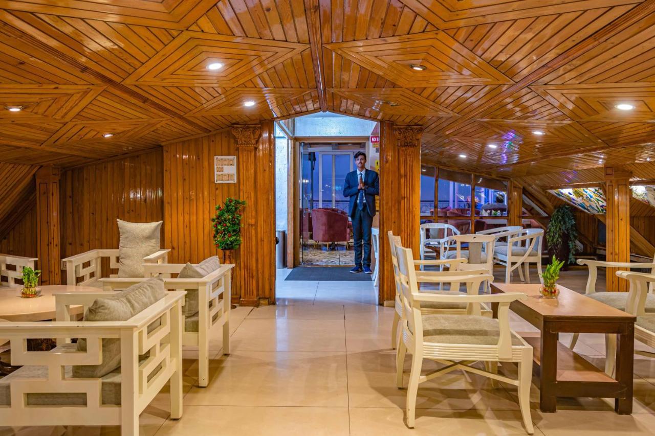 Ashiana Clarks Inn Шимла Екстериор снимка